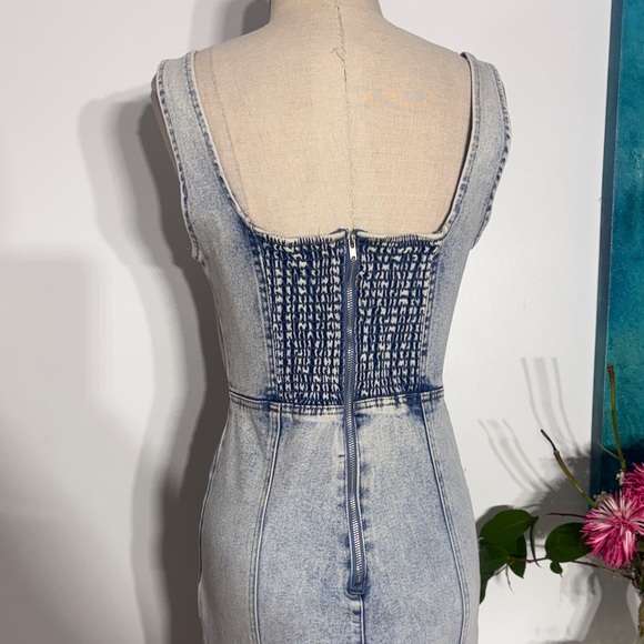 Forever 21 Light Blue Washed Denim Wide-Leg Jumpsuit - Picture 5 of 8